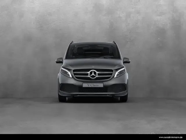 Mercedes-Benz V 220