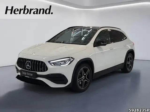 Mercedes-Benz GLA 200