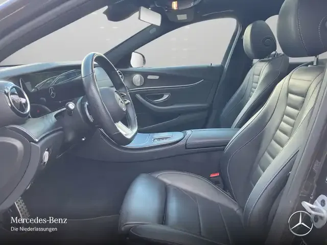 Mercedes-Benz E 400