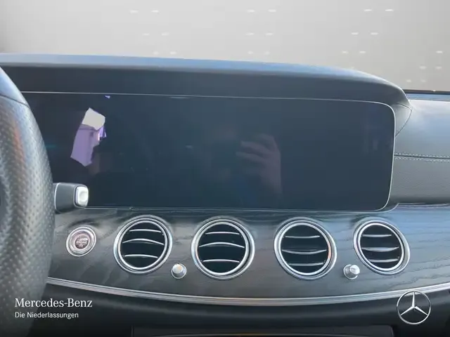 Mercedes-Benz E 400