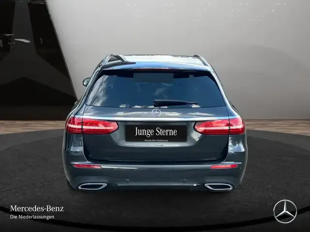 Mercedes-Benz E 400