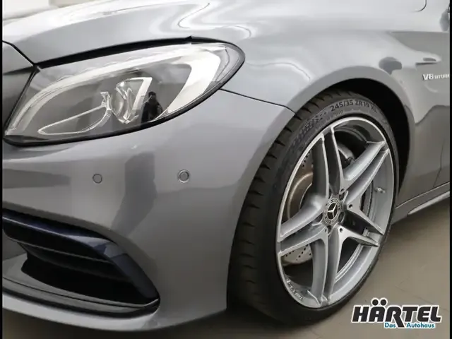 Mercedes-Benz C 63 AMG