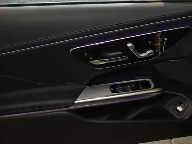 Mercedes-Benz CLE 200
