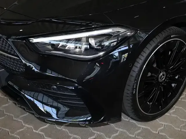 Mercedes-Benz CLE 200