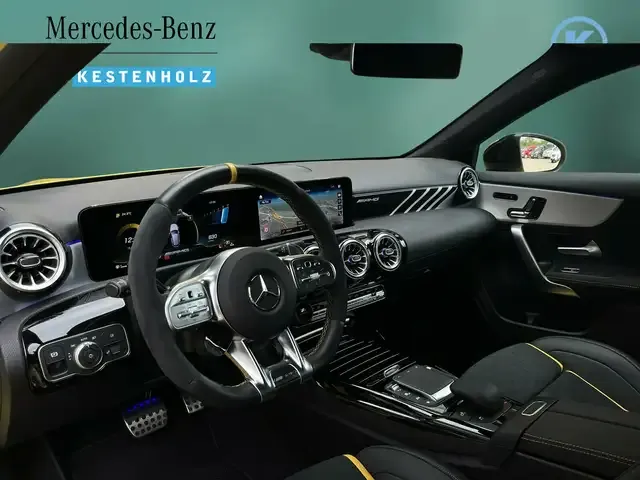 Mercedes-Benz A 45 AMG