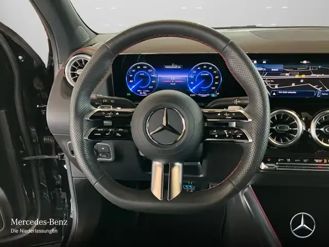 Mercedes-Benz EQA 300