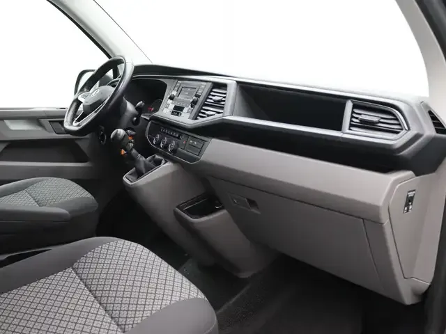 Volkswagen T6.1 Caravelle