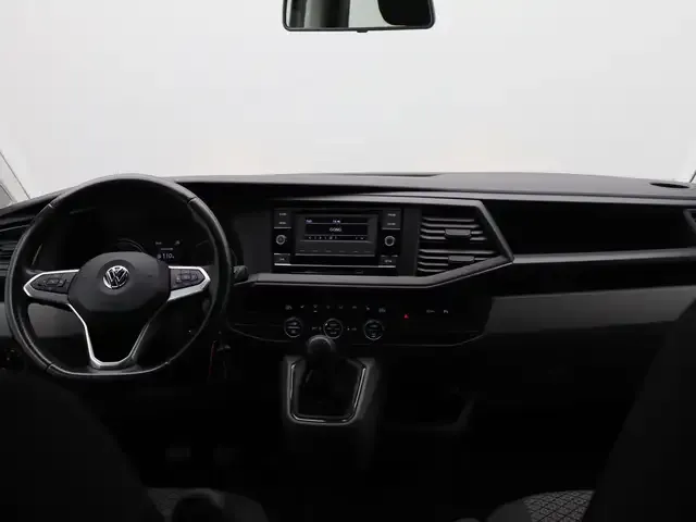 Volkswagen T6.1 Caravelle