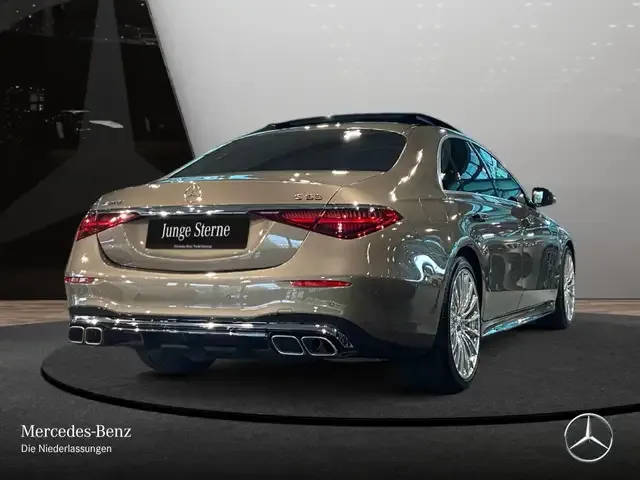 Mercedes-Benz S 63 AMG