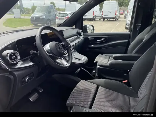 Mercedes-Benz V 250