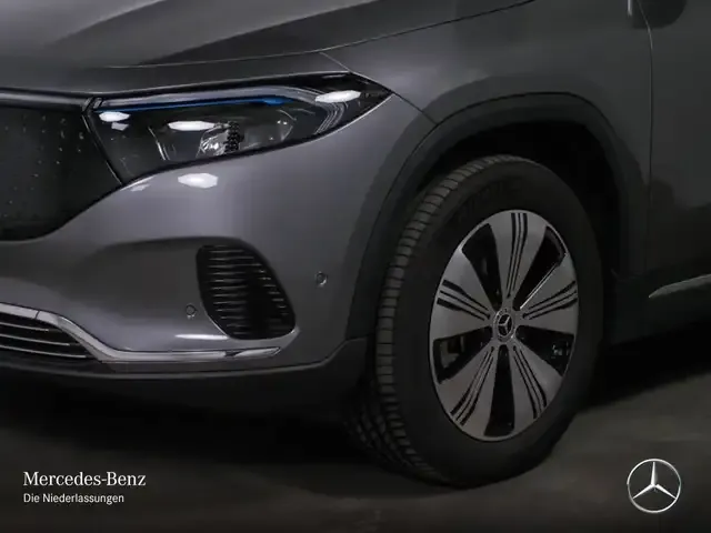Mercedes-Benz EQA 300