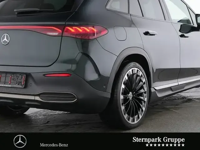 Mercedes-Benz EQE SUV