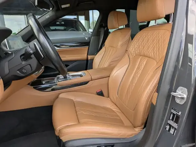 BMW 730