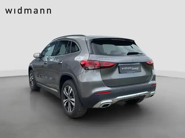 Mercedes-Benz GLA 250