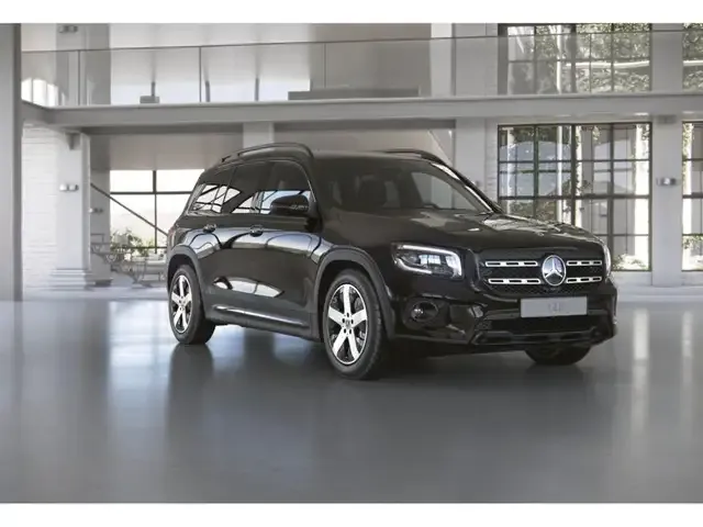 Mercedes-Benz GLB 220