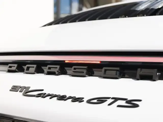 Porsche 992