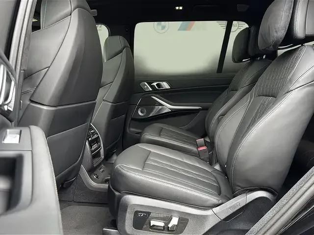 BMW X7 M