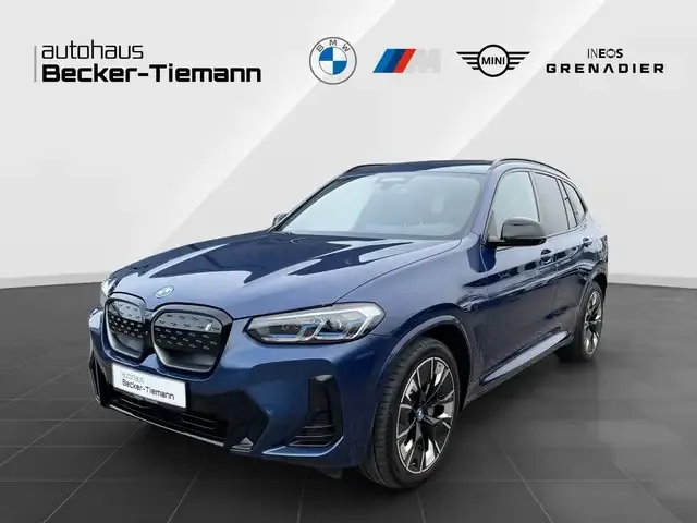 BMW iX3