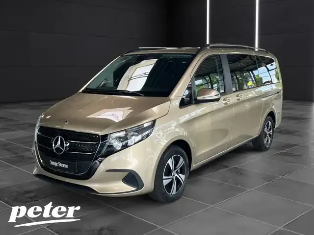 Mercedes-Benz V 220