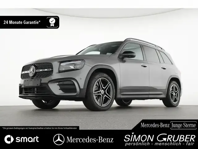 Mercedes-Benz GLB 220