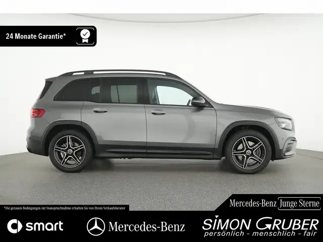 Mercedes-Benz GLB 220