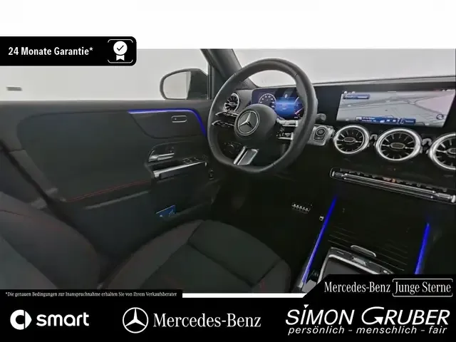 Mercedes-Benz GLB 220