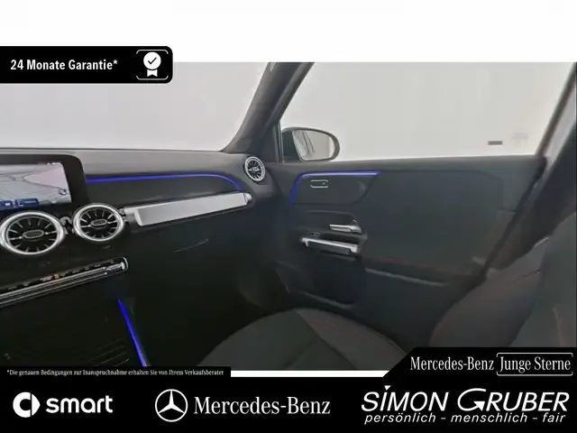 Mercedes-Benz GLB 220