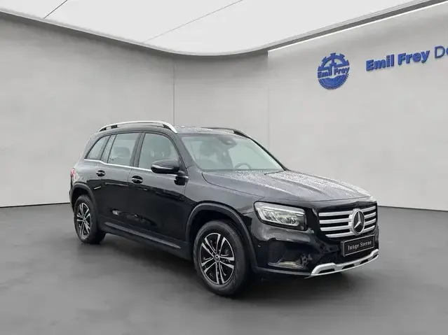 Mercedes-Benz GLB 200