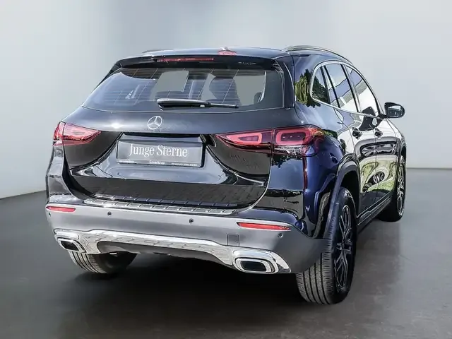 Mercedes-Benz GLA 250