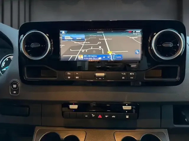 Mercedes-Benz Sonstige