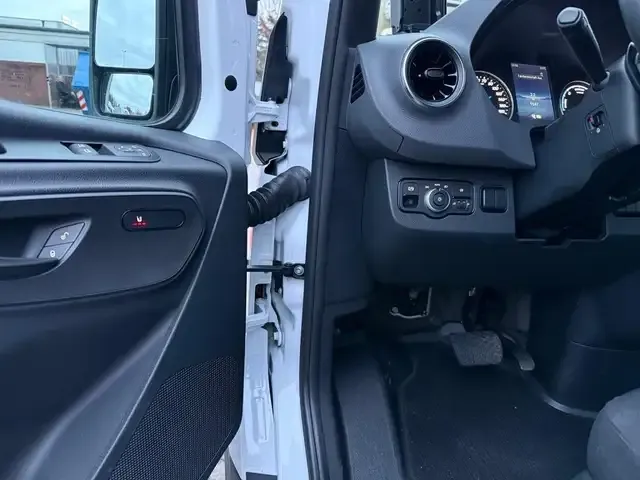 Mercedes-Benz Sonstige