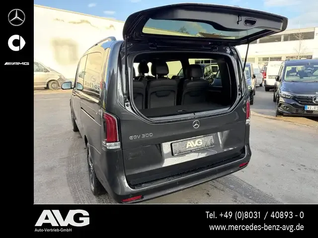 Mercedes-Benz EQV 300