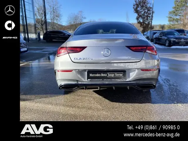 Mercedes-Benz CLA 250