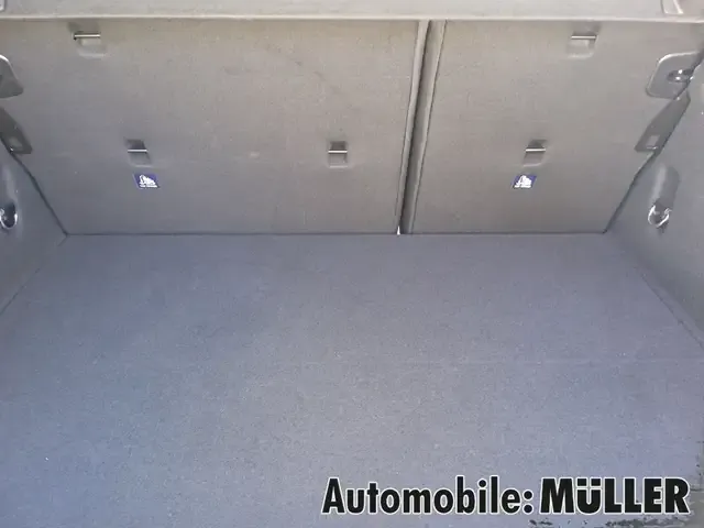 BMW 128