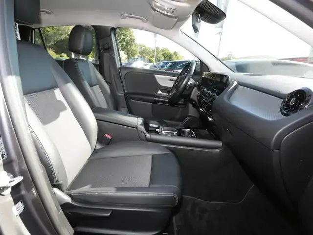 Mercedes-Benz GLA 180