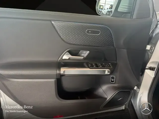 Mercedes-Benz Sonstiges