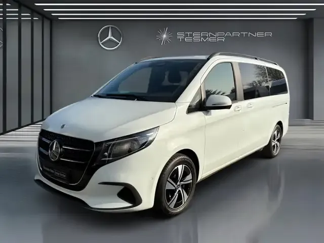 Mercedes-Benz V 220