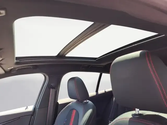 BMW 128