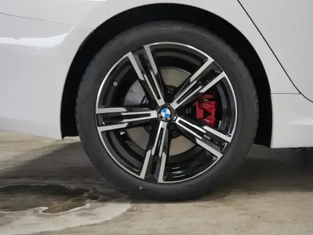 BMW 340