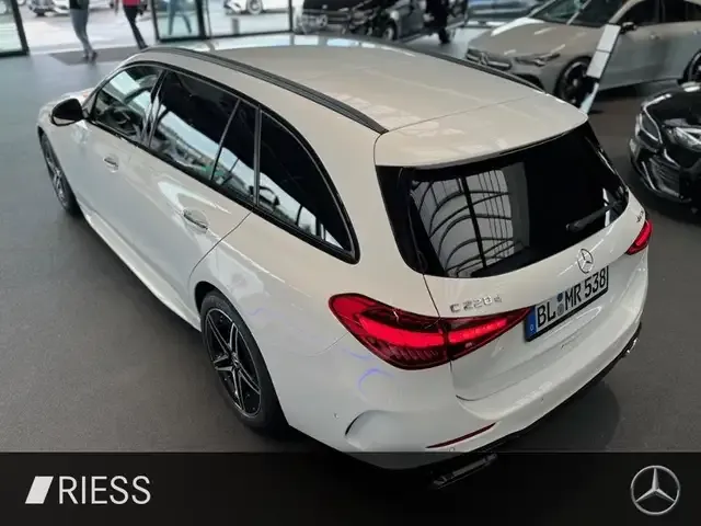 Mercedes-Benz C 220
