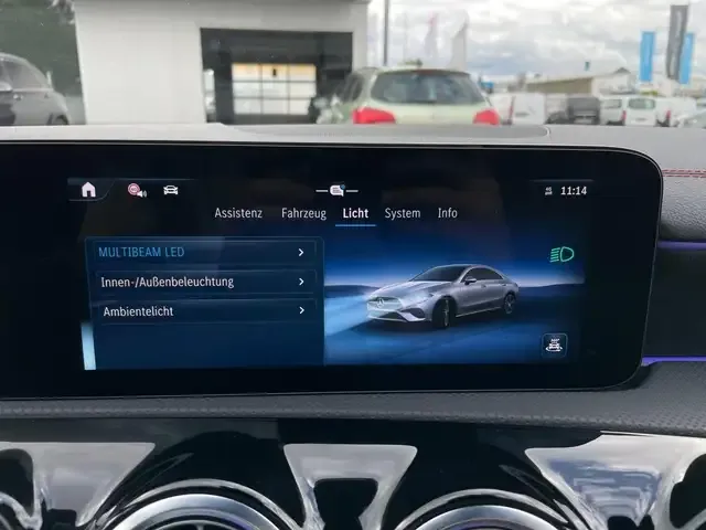 Mercedes-Benz CLA 200
