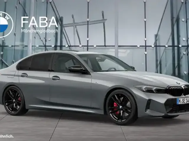 BMW 330