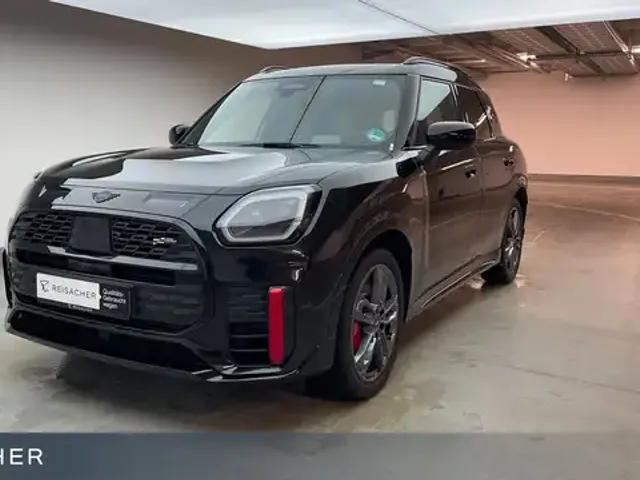 MINI John Cooper Works Countryman