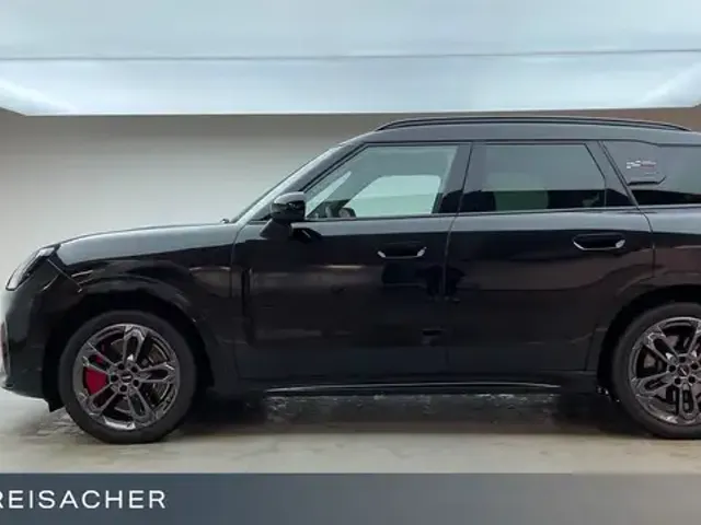 MINI John Cooper Works Countryman