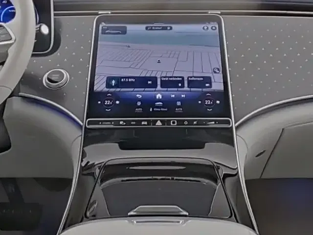 Mercedes-Benz EQE 300