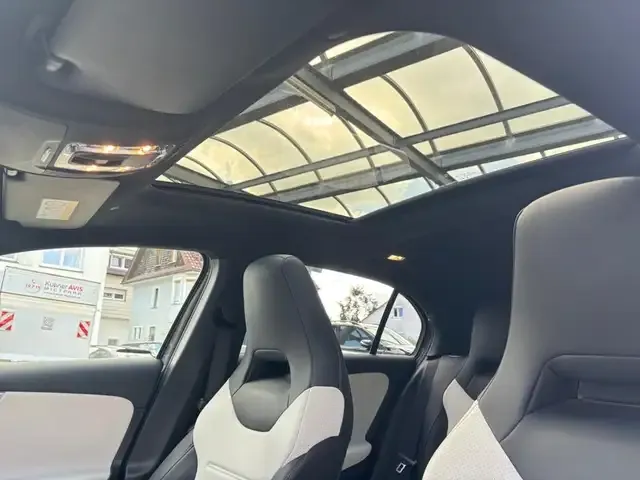 Mercedes-Benz A 250