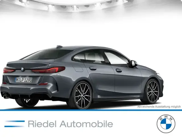 BMW 218