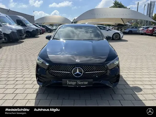 Mercedes-Benz A 220