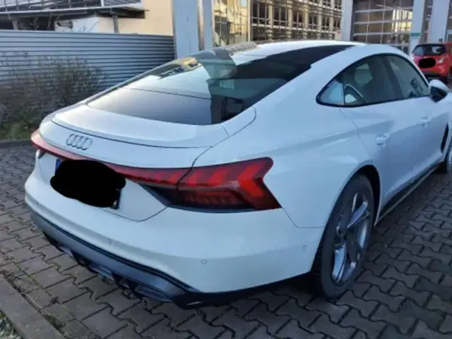 Audi e-tron GT