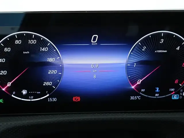 Mercedes-Benz CLA 220